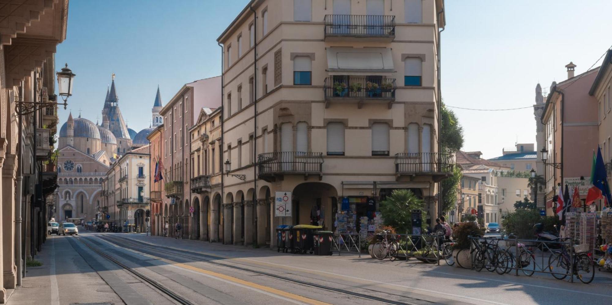 Canton Dell'orto Hotel 2*